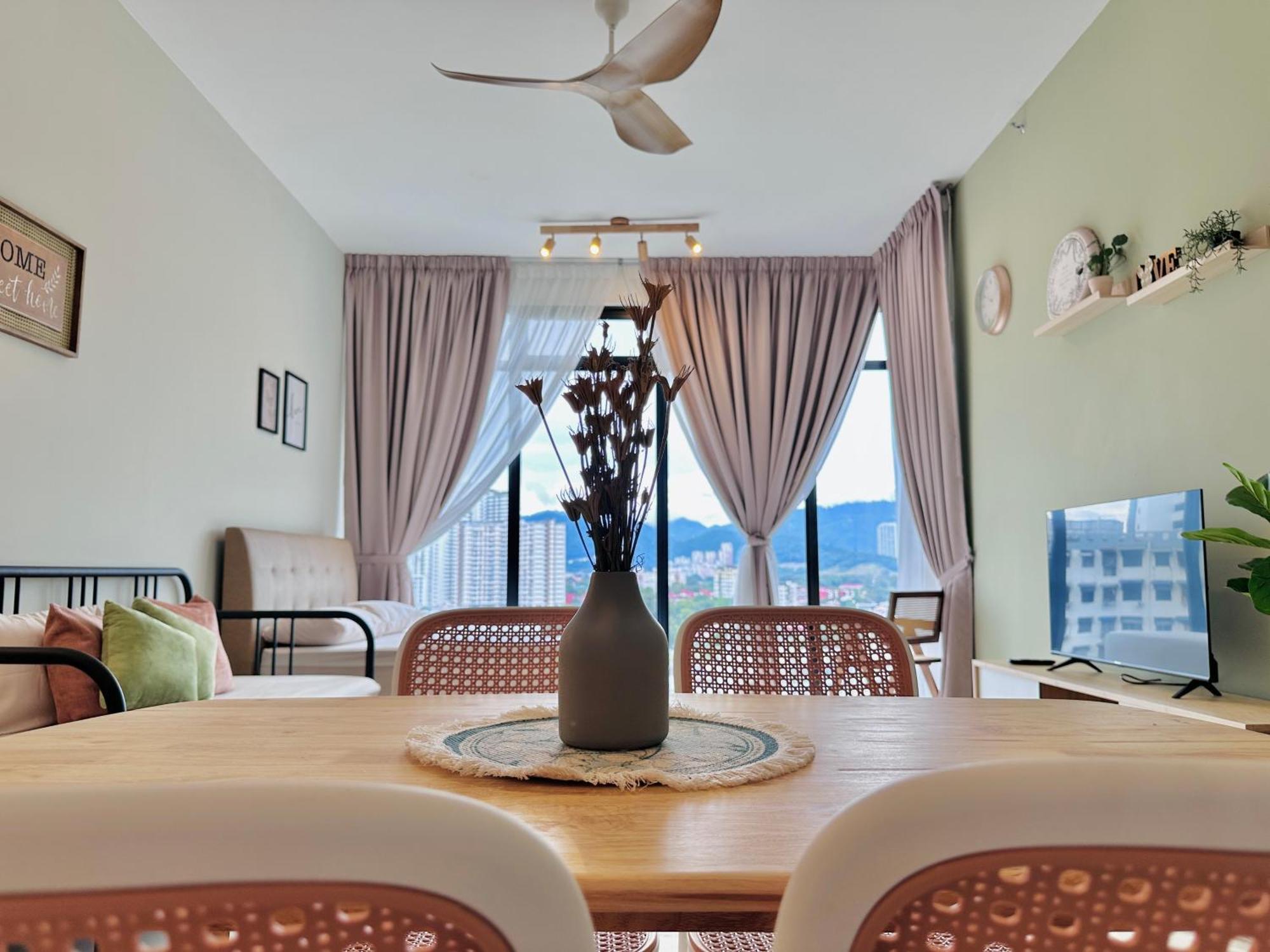 2Br Luxury Rooftop Swimming Pook Homestay@Georgetown@10Pax - 无敌美景两房民宿 Exteriör bild